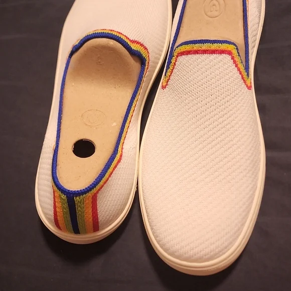NWTs Rothy's White Rainbow 🌈 size 10.5 - Picture 6 of 9